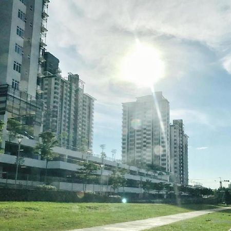 Putrajaya Dwiputra 6 Plus 1 Pax Blissful Fully Air-Con Suite Eksteriør bilde