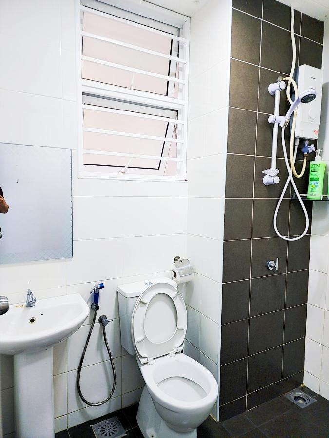Putrajaya Dwiputra 6 Plus 1 Pax Blissful Fully Air-Con Suite Eksteriør bilde
